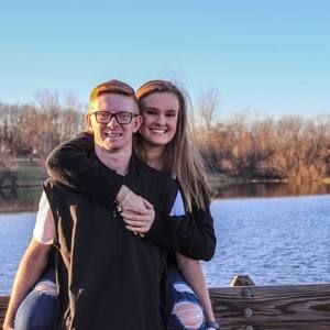 Meet your Posher, Dakota